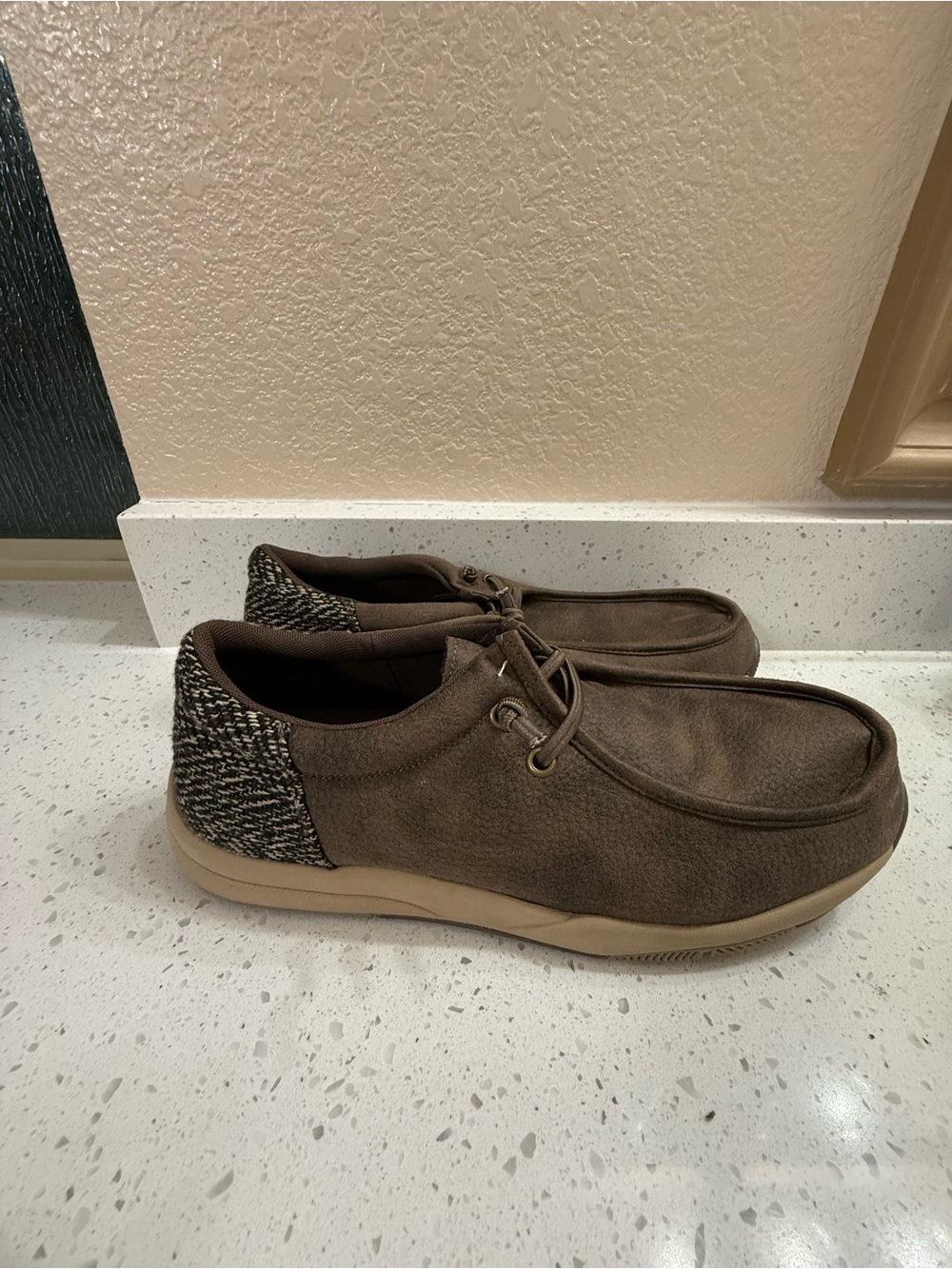 Roper Men’s 12D Brown Moc Toe Casual Shoes Woven Heel